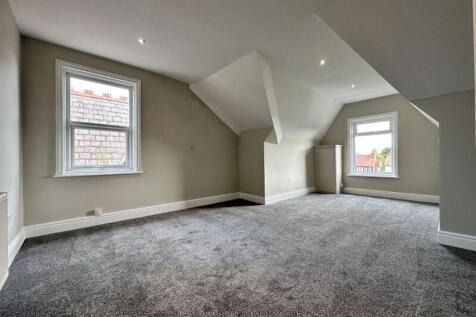 Scarisbrick New Road, Southport photo 4