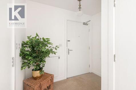 Longland Place, Epsom