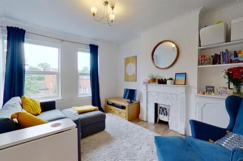 Garratt-Lane-Earlsfield-SW18-05202022_161742.jpg