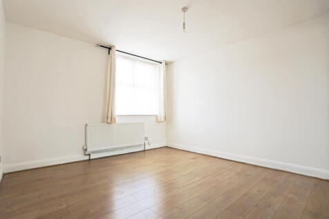 Quebec Road, Gants Hill, IG2 photo 4