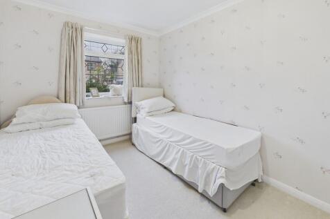 CAM04273G0-PR0231...