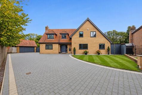 Executive Detached
