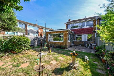 Rowan Close, BN41 (21).JPG