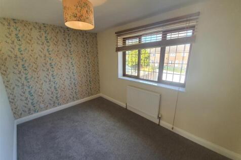Acacia Court, King Street, Wollaston photo 4