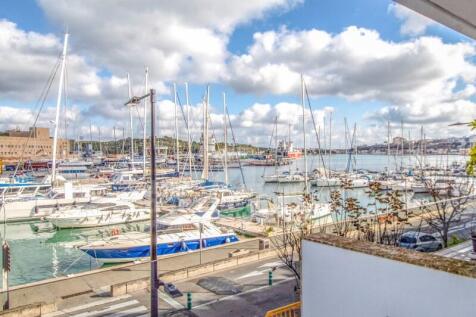 Flat in the port of Mahon