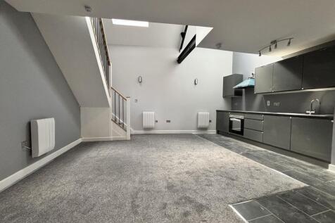 One Bedroom Duplex Lounge