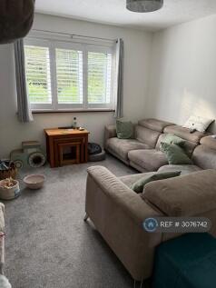 Minley Road, Fleet, GU51 photo 4