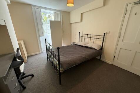 55 Pembroke Road photo 5