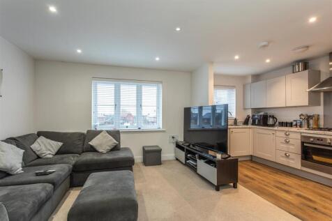 4 Danforth Way11.jpg