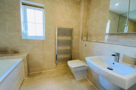 Main bathroom
