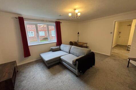 Oak Bank, Bury New Road, Manchester photo 4