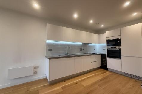 KITCHEN.jpeg