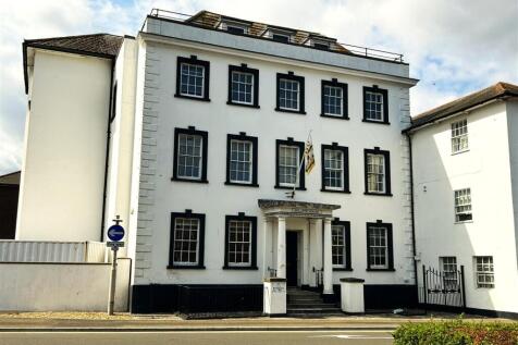 Jolliffee External Aug25.JPG