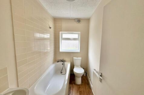 Linton Road, Shoeburyness photo 3