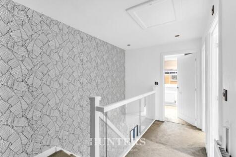 Kirkfell Drive (16).jpg