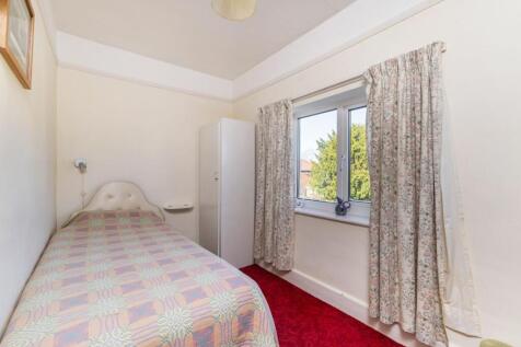 100524_53 Bouverie Avenue-20_low.jpg