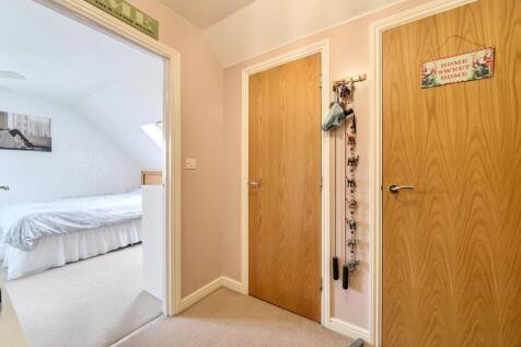 1374872-12-6908a0...