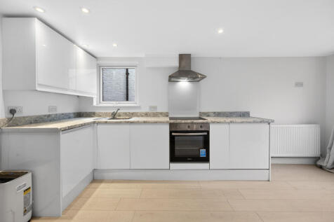 Kitchen/Reception