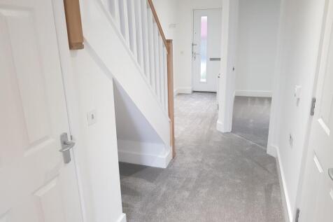 Maple Crescent, West End, Hampshire photo 5