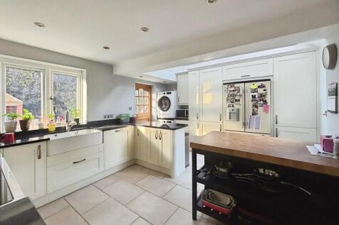 Normandy Way, Fordingbridge photo 4