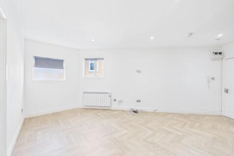 Open plan lounge