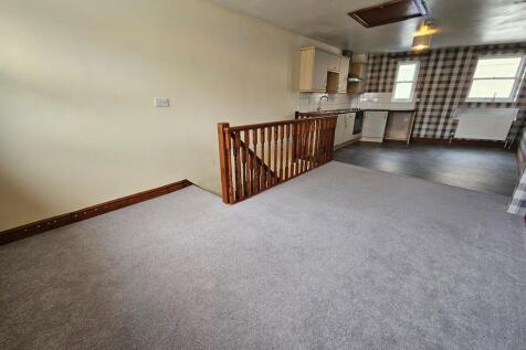 The Old Dairy, Queen Street, South Molton photo 4