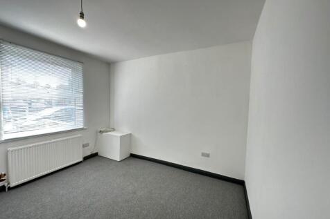 Liverpool Road, Reading, Berkshire, RG1 photo 4
