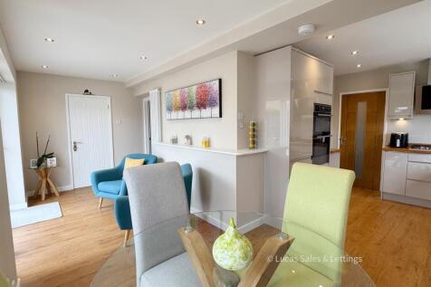 5 St James Cl Kettering-21.jpg