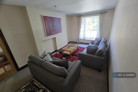 Tinshill Lane, Leeds, LS16 photo 5