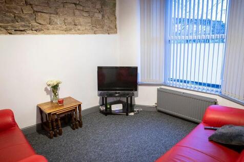 4-bed house on New Road, Lancaster, £2,297/mo