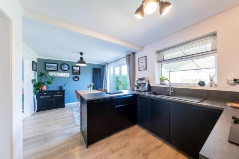 7 Coniston Avenue-001.jpg