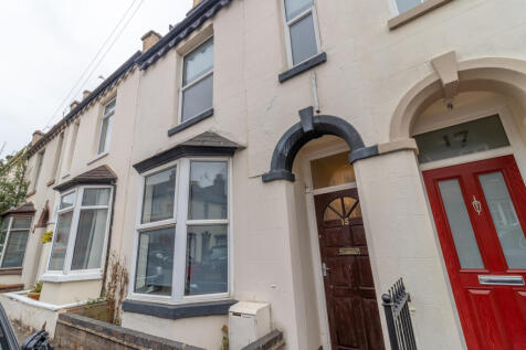 4-bed terraced on 15 Ranelagh Terrace, Leamington Spa, £2,900/mo