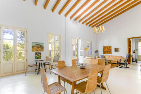 Charming studio house with timeless elegance in Arta