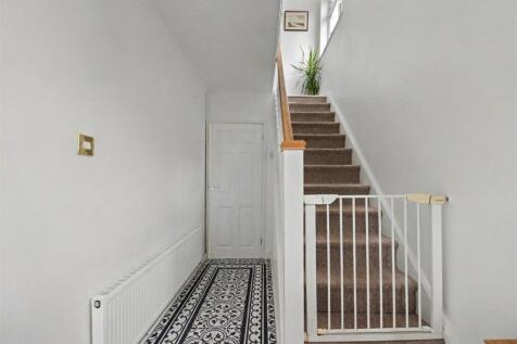 Entrance Hall_1.jpeg