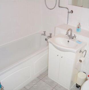 bathroom part 2.jpg