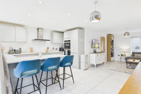 Kitchen/ Dining/ Family Room