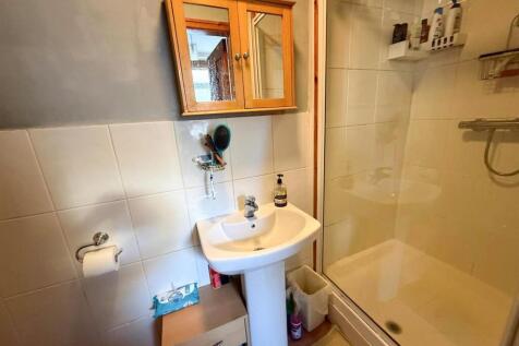 1 bed apartment, Cross Hills