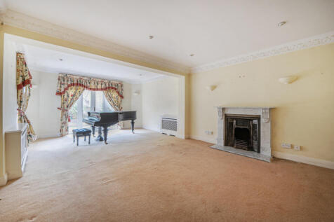 1376348-16-691c4d...