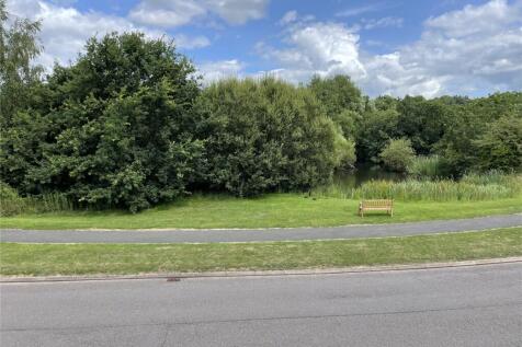 Wychwood Park, Weston, Crewe, Cheshire, CW2 photo 3