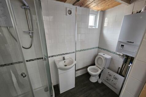 17 Hayton , Coventry, CV4 photo 4