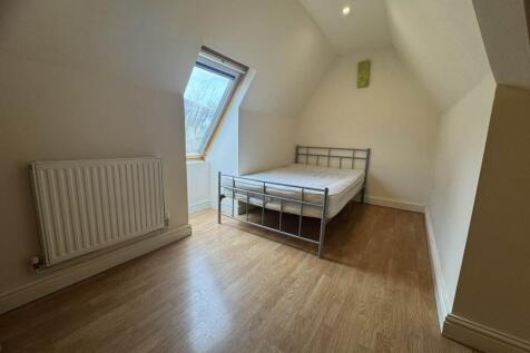 Room 4 (2)