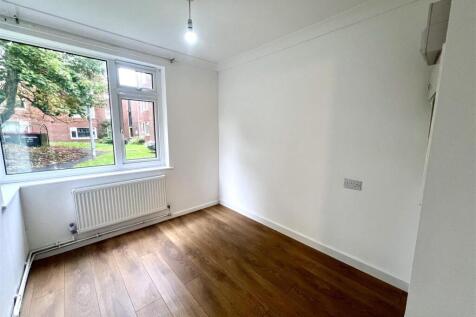 Dalford Court, Telford photo 4