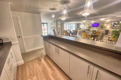 Owner's Lounge