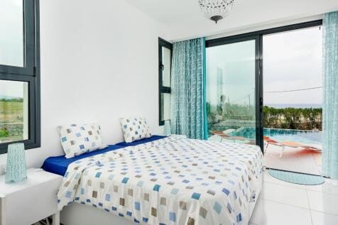 3 Bedroom Villa with Private Pool in Kucuk Erenkoy ? Close to the Coast, Spacious Garden and Modern Comfort Image 9999 14