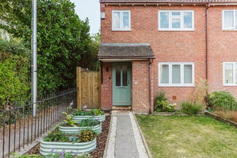 7 Grange Close North (5).jpg