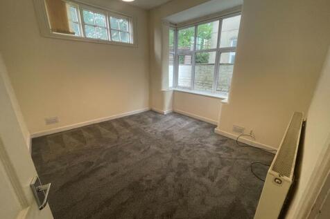 Flat 2, Alexandra Court, Scott Lidget Road, Stoke-on Trent, ST6 photo 4
