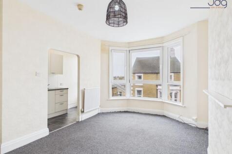 Marine Road West, Morecambe, LA3 photo 3
