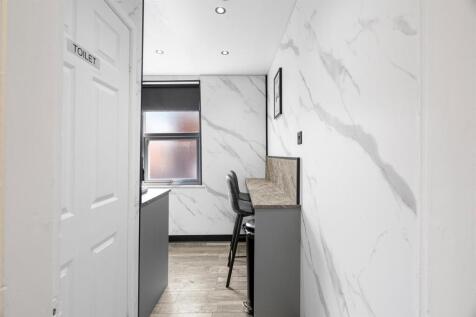 bridgeman business hub bridgeman terrace wigan WN1