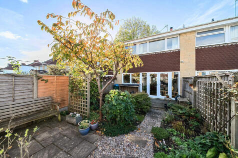 1373316-3-68ff4f6...