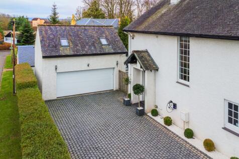 4 bed, 3 bath Detached in Glasgow - Photo 76